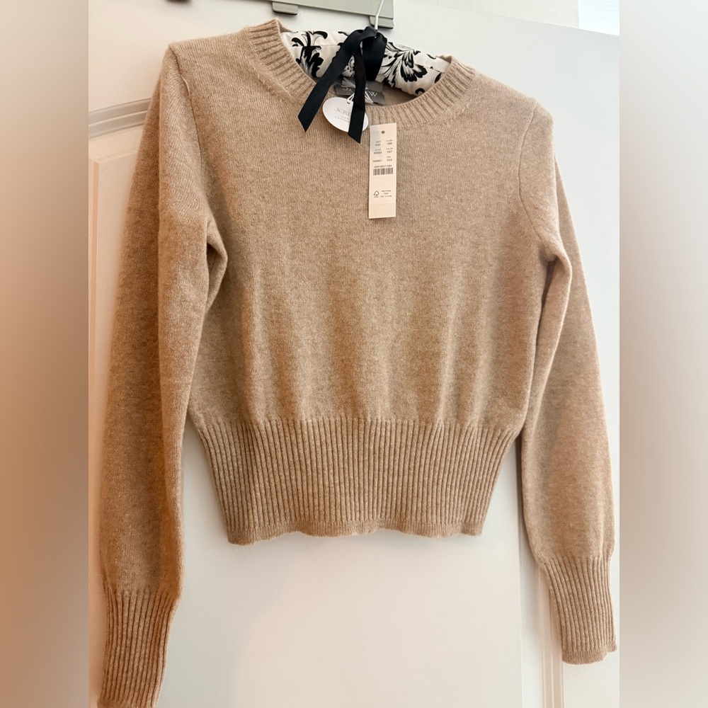 J. Crew Women's Beige Crew Neck cashmere Sweater